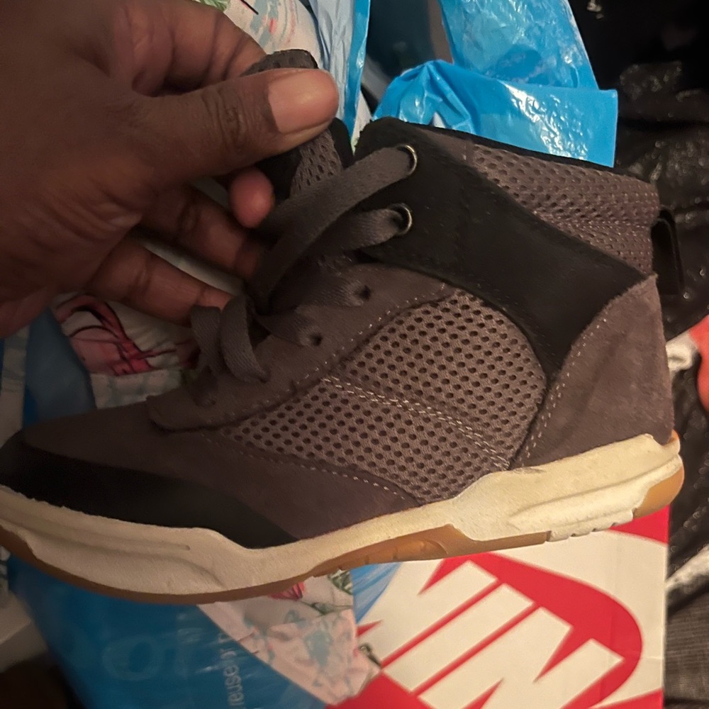 Kids shoes